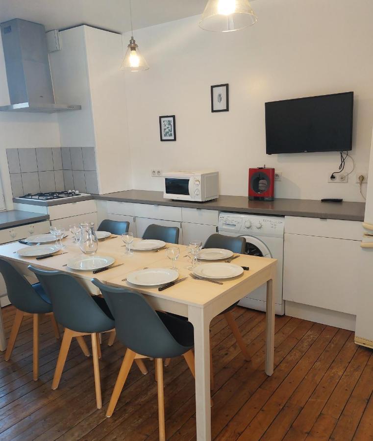 Les Belles Terrasses ,3 , Le Vegetal De 1 à 8 Personnes , Le Tropical De 1 à 6 Personnes , Le Floral Avec Terrasse De 1 à 3 Personnes , Quartier Calme Au Stationnement Gratuit à Coté De L'avenue Verte Dieppe