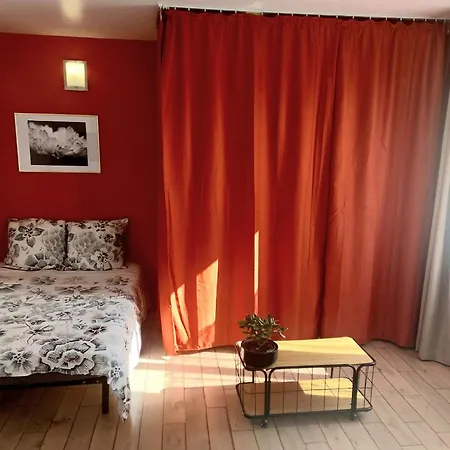 Les Belles Terrasses Dieppe: Tranquil Apartments with Green Avenue Views Exterior photo