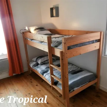 Les Belles Terrasses Dieppe ,3 Appartements , Le Vegetal De 1 A 8 Personnes , Le Tropical De 1 A 6 Personnes , Le Floral Avec Terrasse De 1 A 3 Personnes , Quartier Calme Au Stationnement Gratuit A Cote De L'Avenue Verte Exterior photo