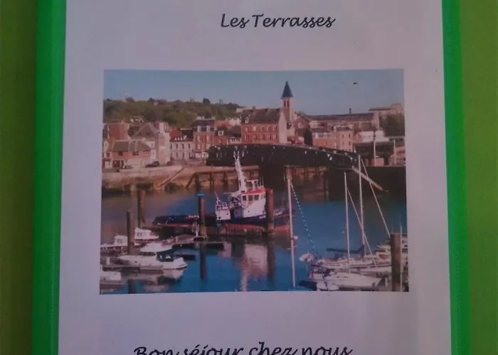 Les Belles Terrasses Dieppe ,3 Appartements , Le Vegetal De 1 A 8 Personnes , Le Tropical De 1 A 6 Personnes , Le Floral Avec Terrasse De 1 A 3 Personnes , Quartier Calme Au Stationnement Gratuit A Cote De L\'Avenue Verte