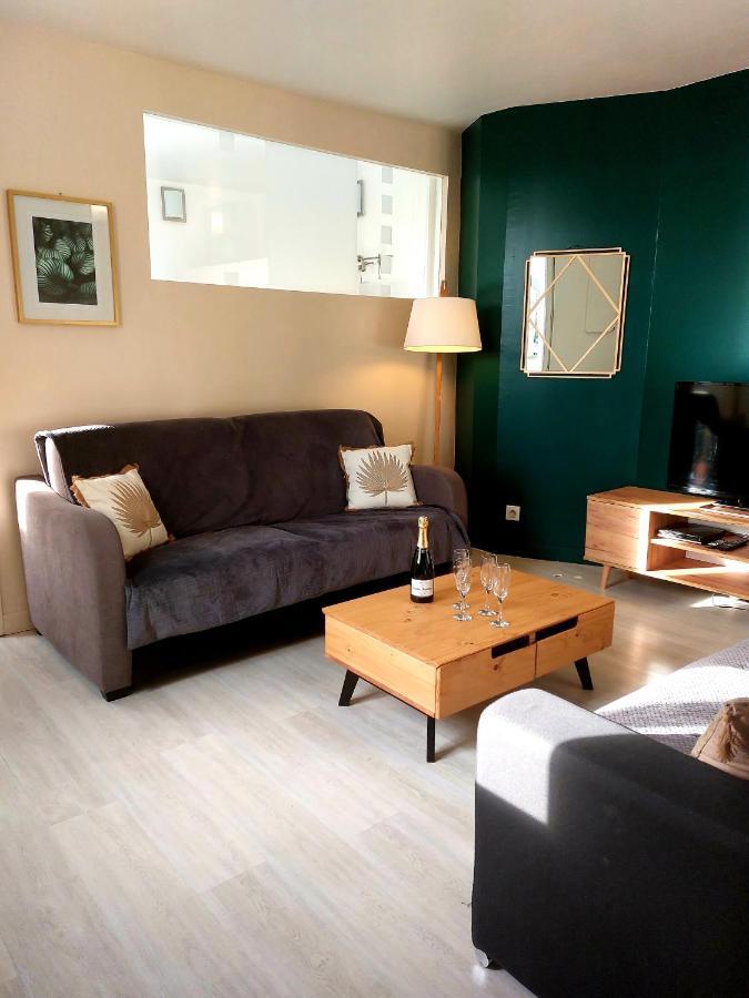 Apartment Les Belles Terrasses Dieppe: Tranquil With Avenue Views *
