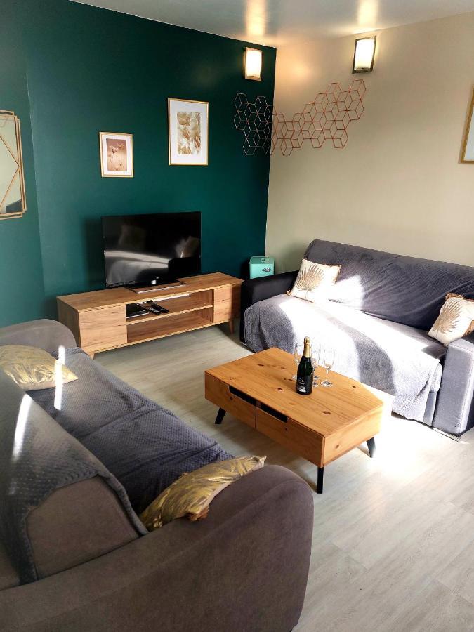 Apartment Les Belles Terrasses Dieppe: Tranquil With Avenue Views Dieppe