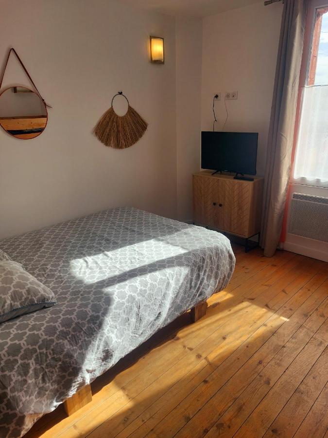 Les Belles Terrasses Dieppe: Tranquil With Avenue Views Apartment