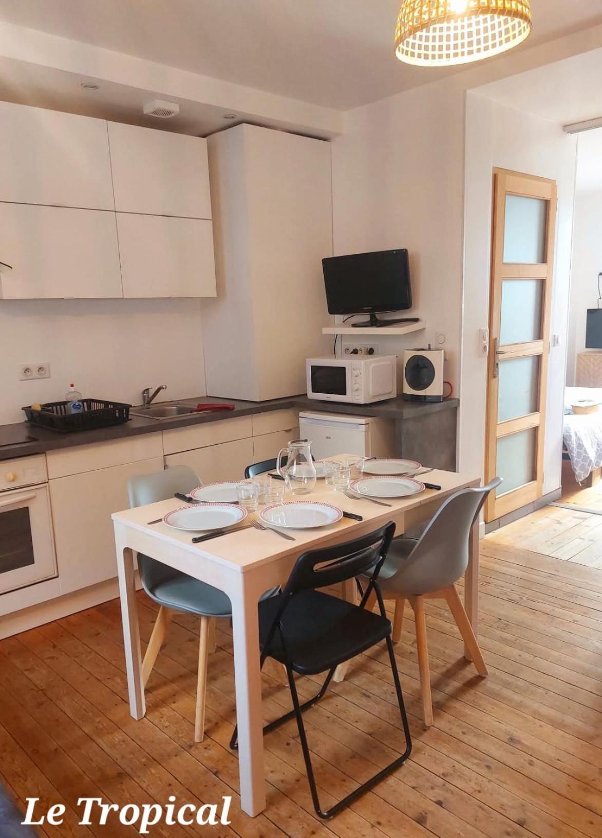 Apartment Les Belles Terrasses ,3 , Le Vegetal De 1 A 8 Personnes , Le Tropical De 1 A 6 Personnes , Le Floral Avec Terrasse De 1 A 3 Personnes , Quartier Calme Au Stationnement Gratuit A Cote De L'avenue Verte Dieppe