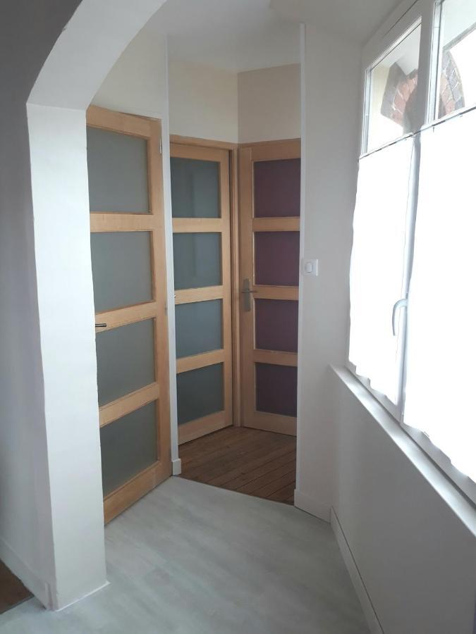 Apartment Les Belles Terrasses Dieppe: Tranquil With Avenue Views Dieppe